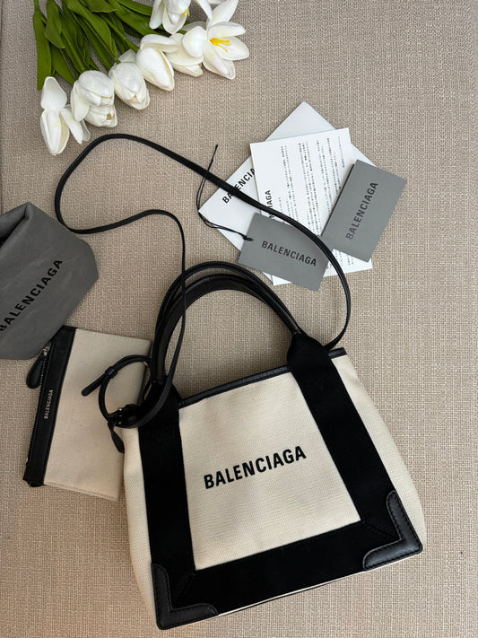 BALENCIAGA CABAS SLING BAG