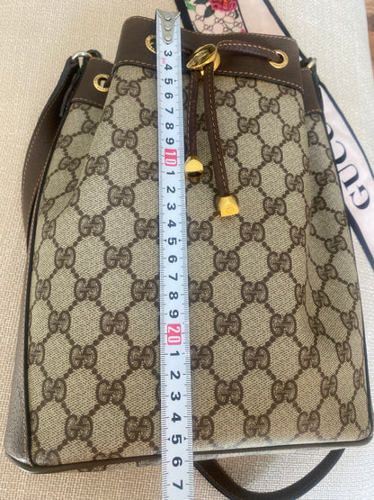 GUCCI BUCKET (Small)