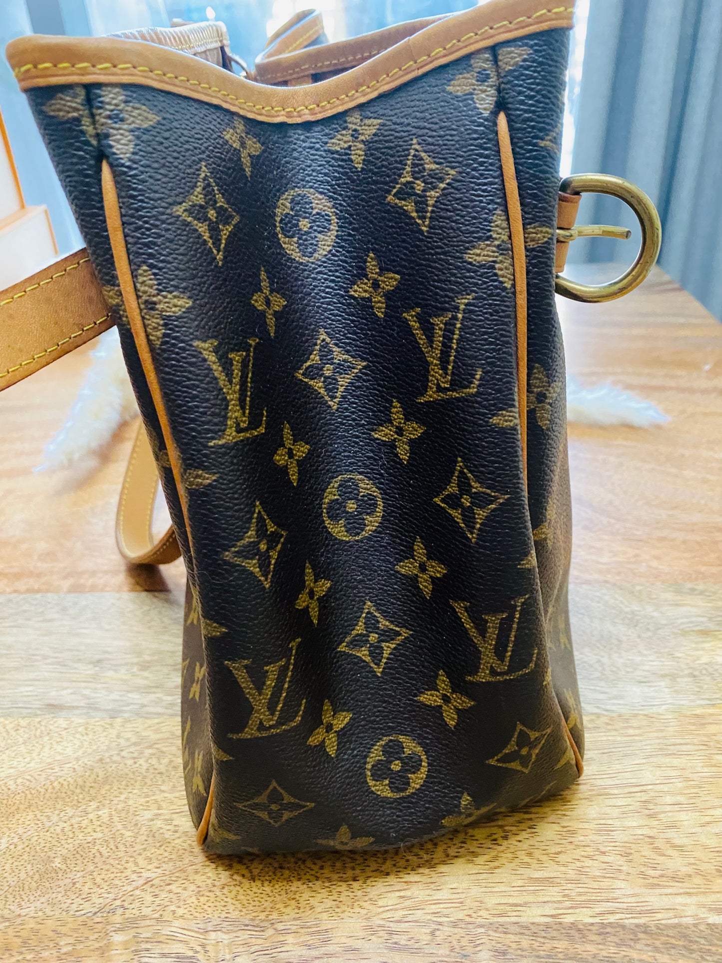 LOUIS VUITTON BATIGNOLLES TOTE (Horizontal)