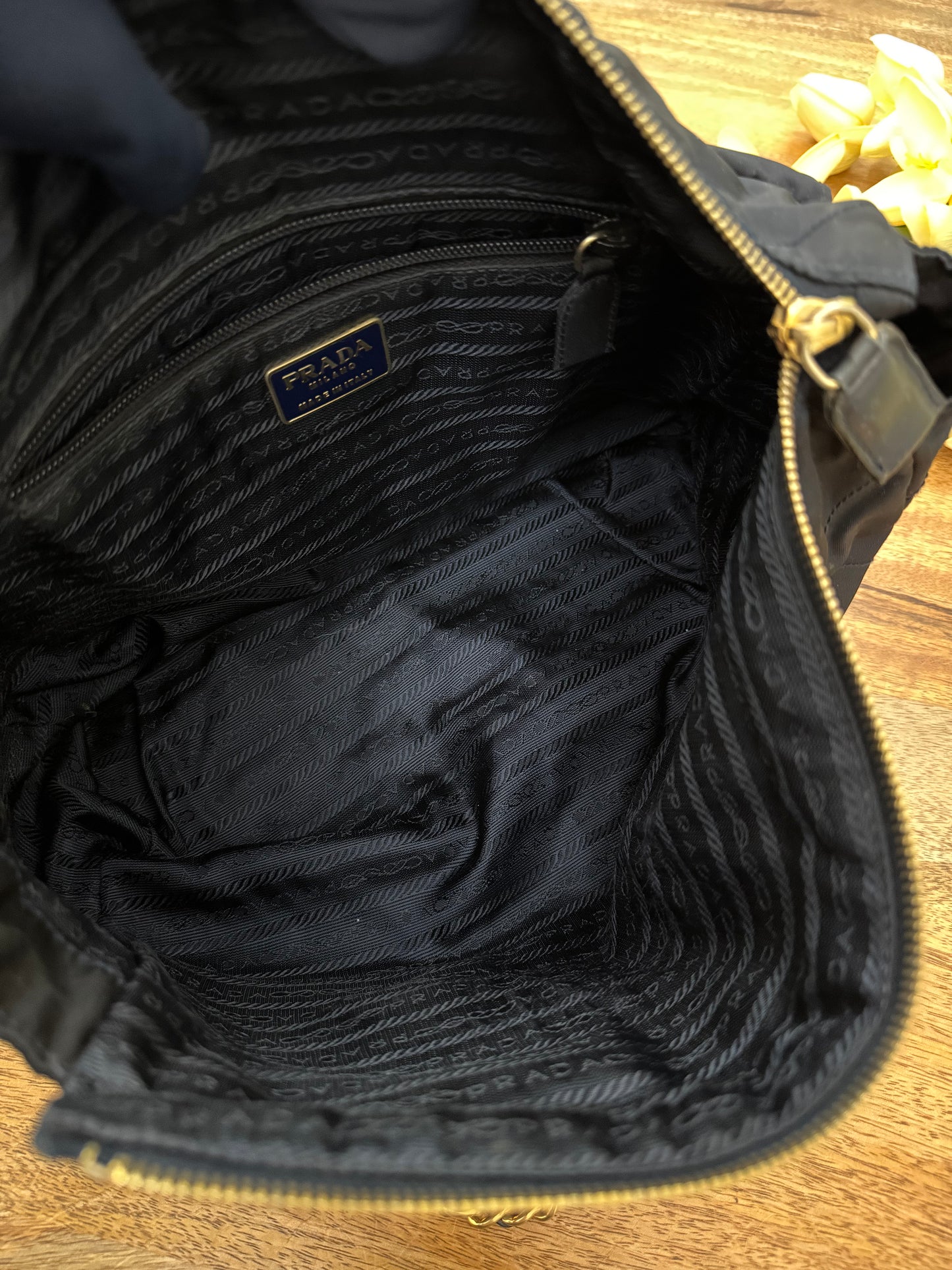 PRADA - SHOULDER BAG CHAIN NYLON (Pre-loved)