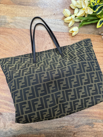 FENDI ZUCCA - TOTE BAG (Medium, Pre-loved)