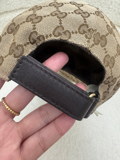 GUCCI- BASEBALL CAP (S) - (Pre-loved)