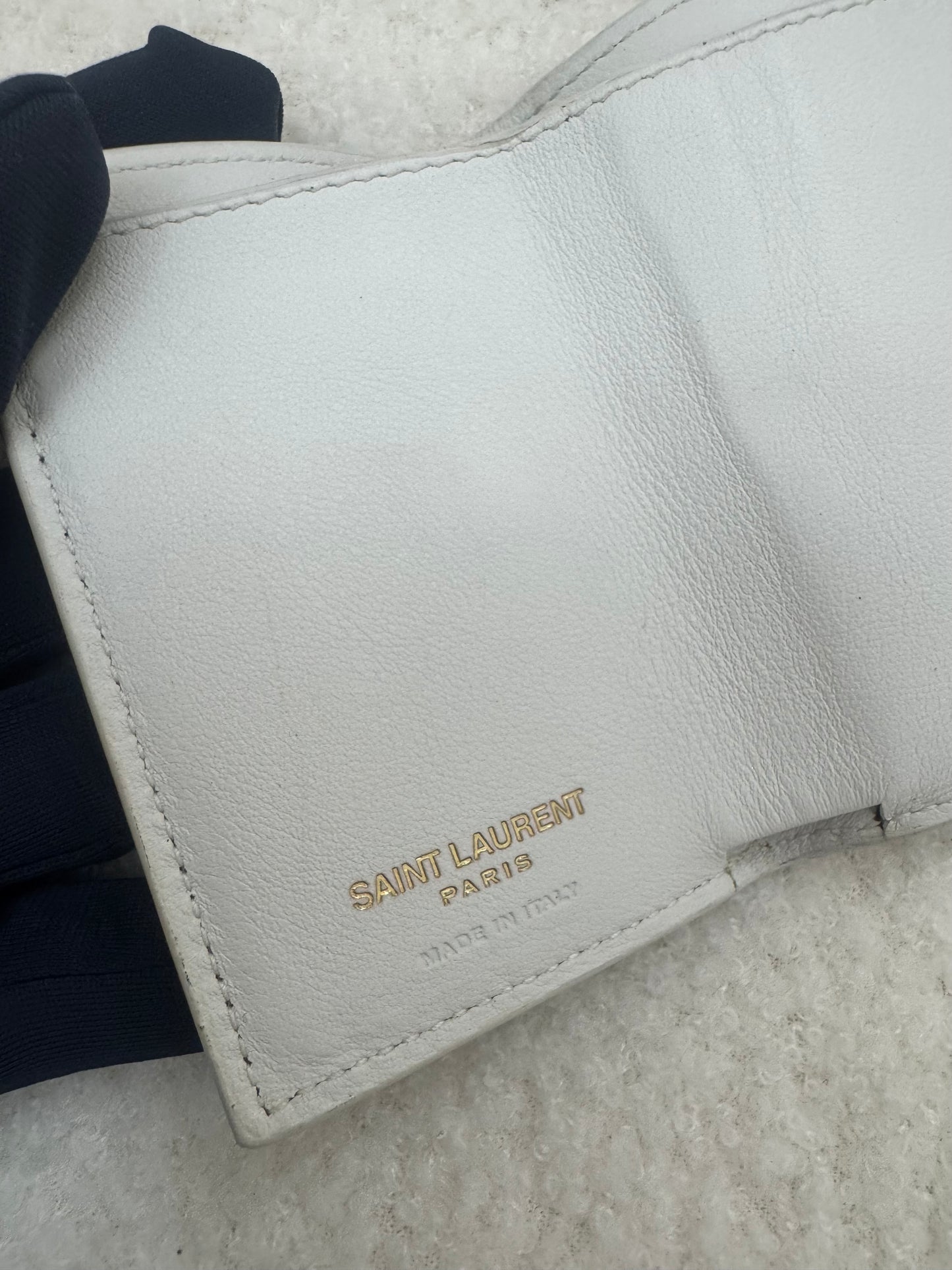YSL - COMPACT WALLET (Pre-loved)