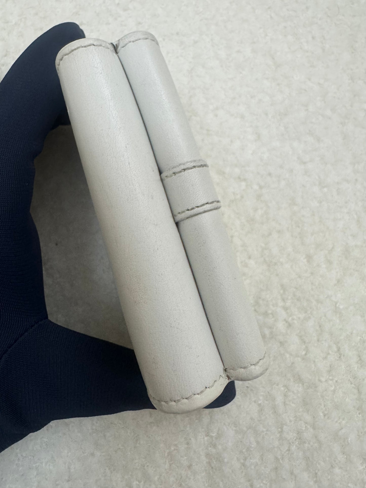 YSL - COMPACT WALLET (Pre-loved)