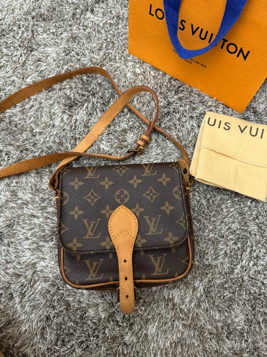 LOUIS VUITTON - Cartouchière PM