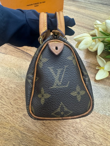 LOUIS VUITTON - SPEEDY MINI (Pre-loved)