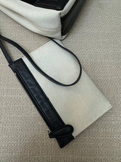 CABAS SLING BAG