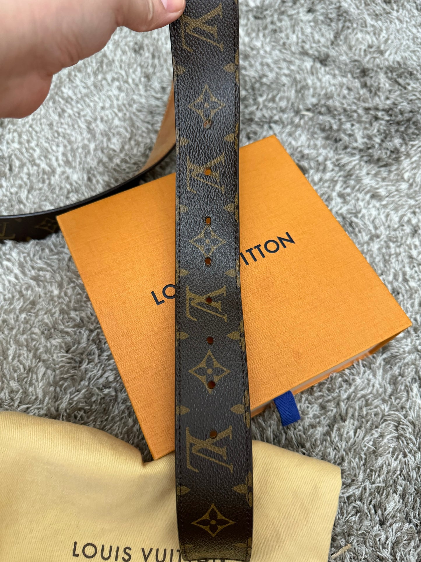 LOUIS VUITTON BELT