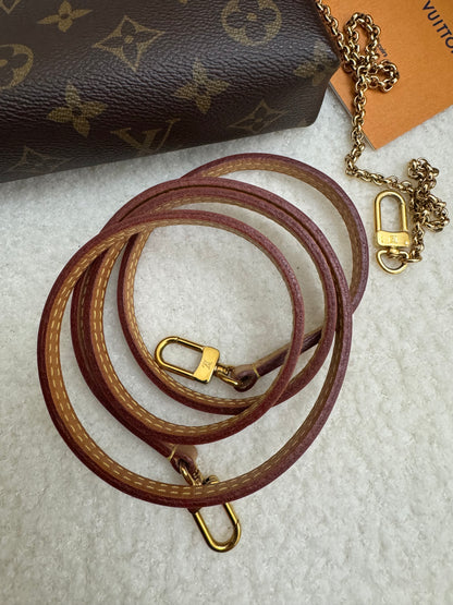 LOUIS VUITTON - PALLAS CLUTCH MARINE (Pre-loved)
