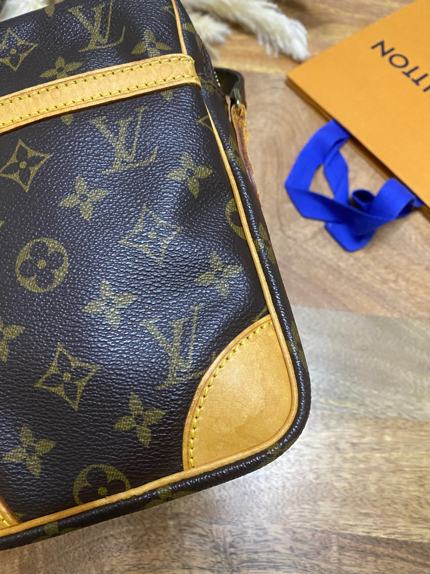 LOUIS VUITTON DANUBE