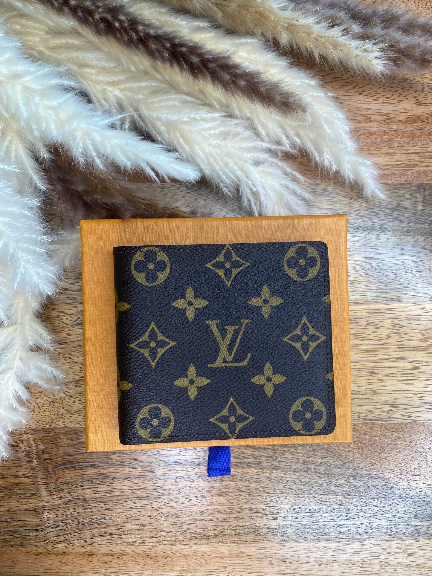 LOUIS VUITTON MENS WALLET