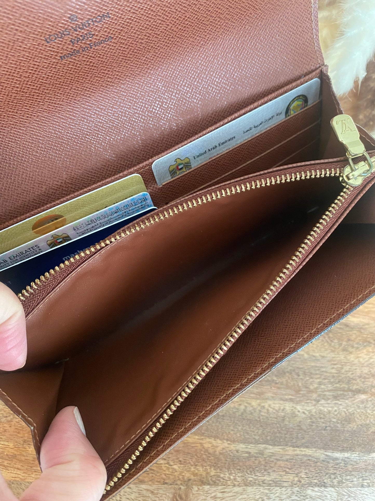 LOUIS VUITTON SARAH WALLET