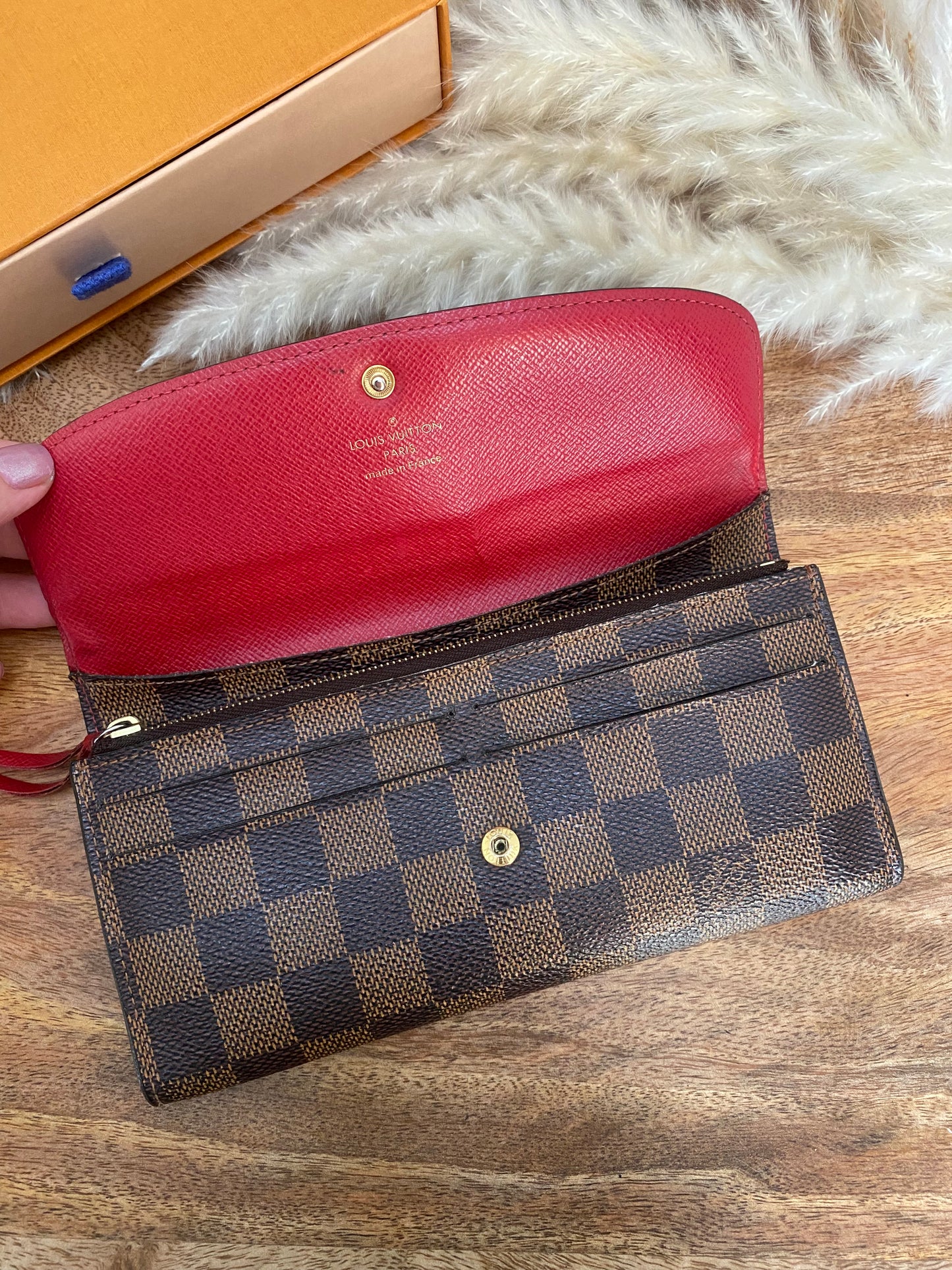 LOUIS VUITTON EMILIE WALLET