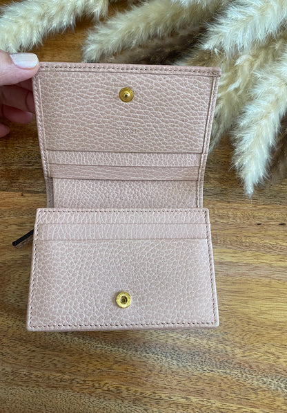 GUCCI MARMONT PORTAFOGLIO COMPACT WALLET (Salmon Pink 1)