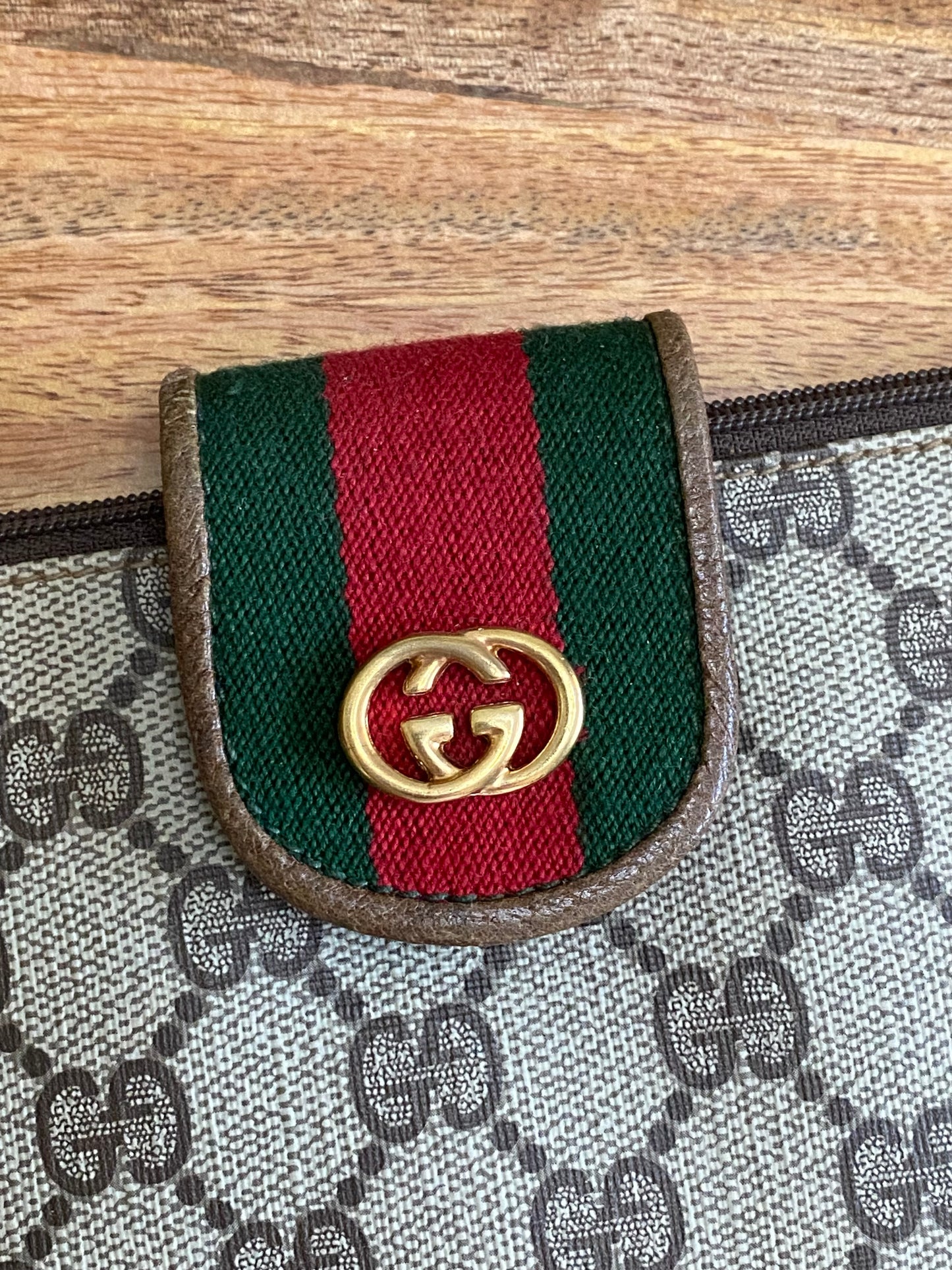 GUCCI - SLING with POUCH