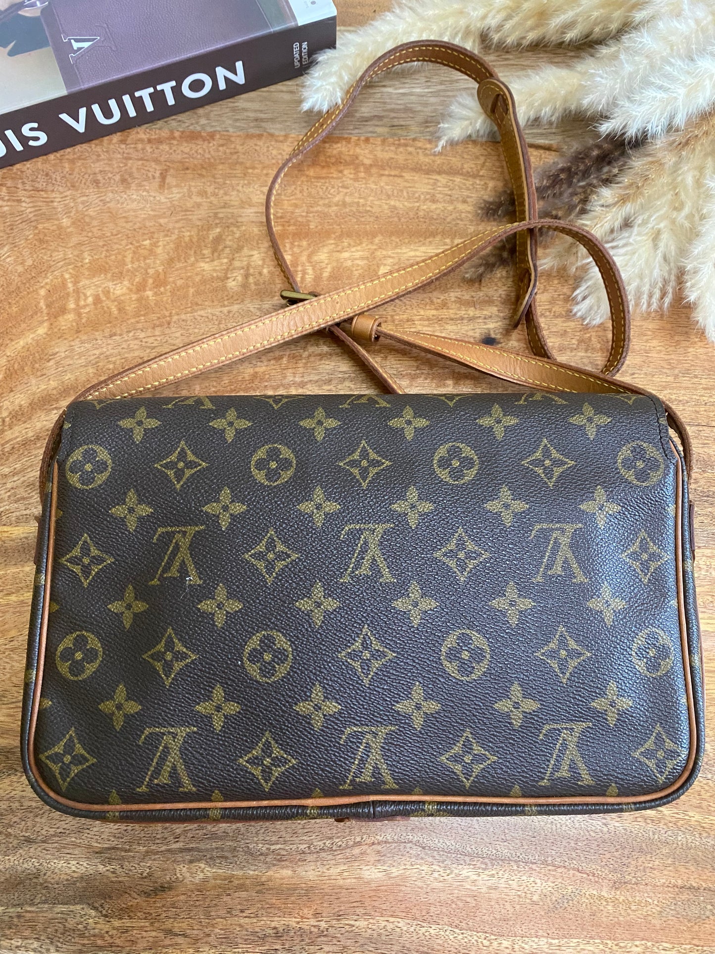 LOUIS VUITTON - SAINT GERMAIN SLING