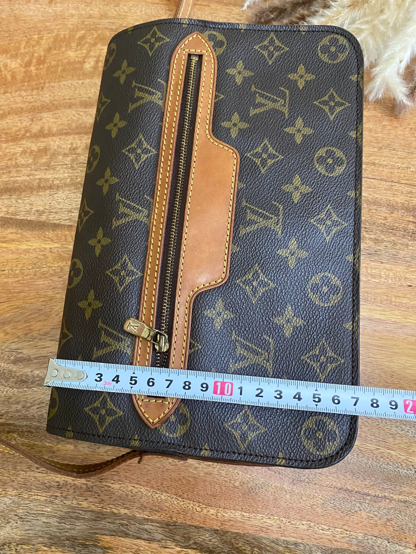 LOUIS VUITTON - SAINT GERMAIN SLING