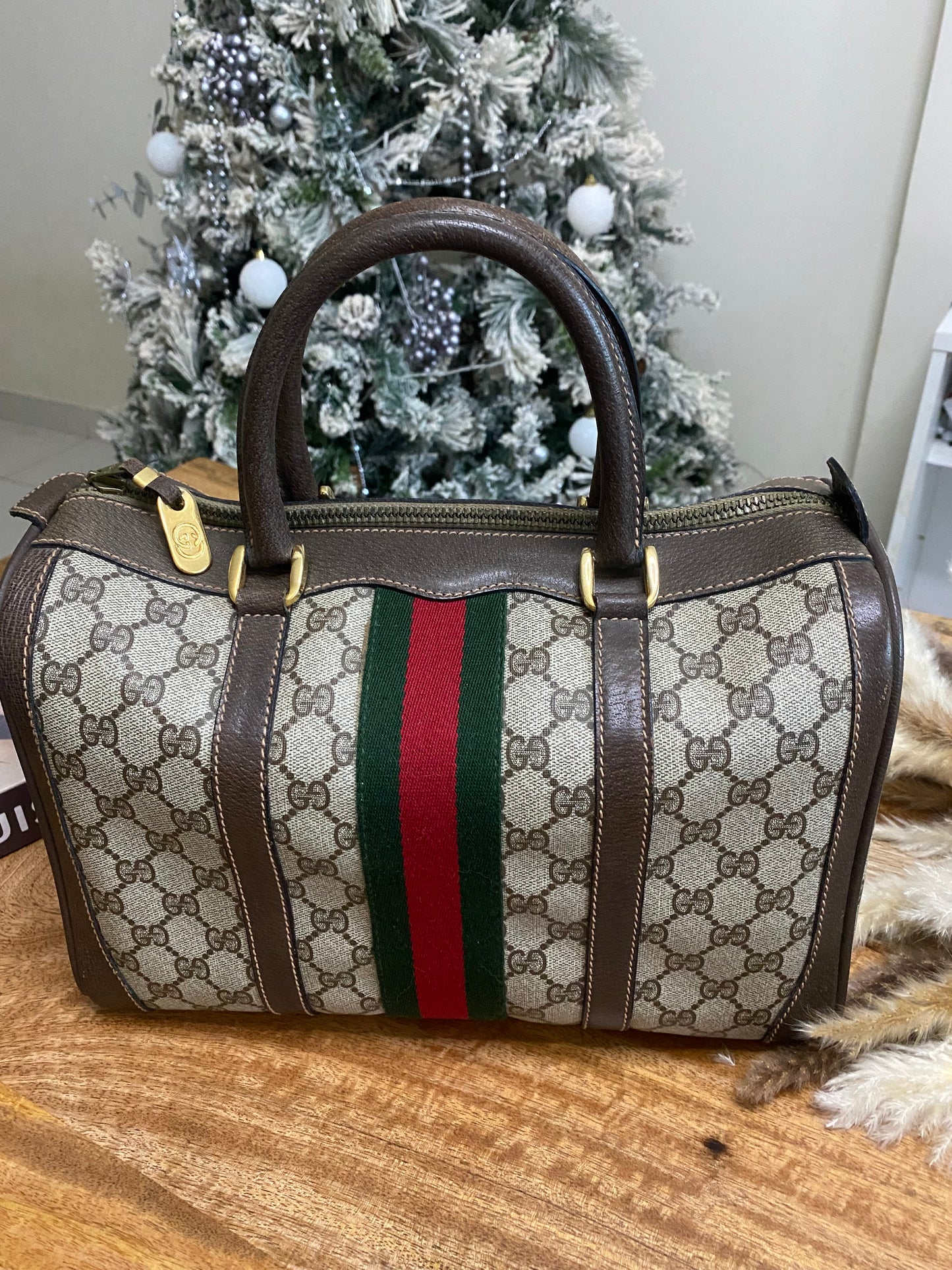 GUCCI BOSTON 32 with SHERRY LINE