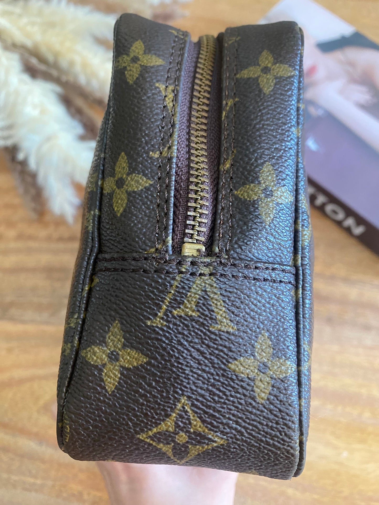 LOUIS VUITTON TROUSSE size 23 TOILETRY