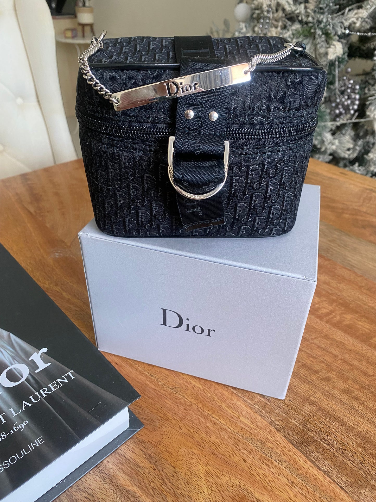 CHRISTIAN DIOR - DIORISSIMO TROTTER VANITY