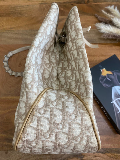 CHRISTIAN DIOR ROMANTIQUE TROTTER BAG IVORY