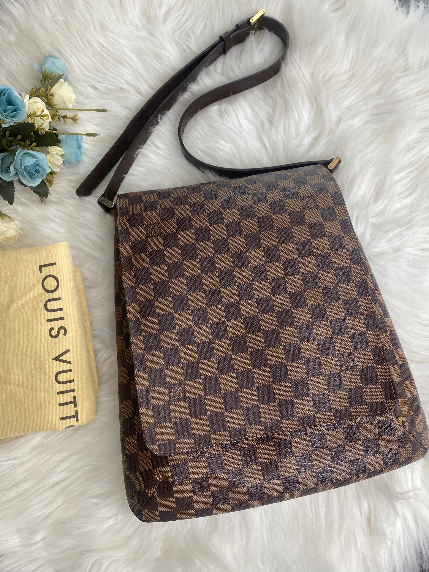 LOUIS VUITTON MUSETTE SALSA