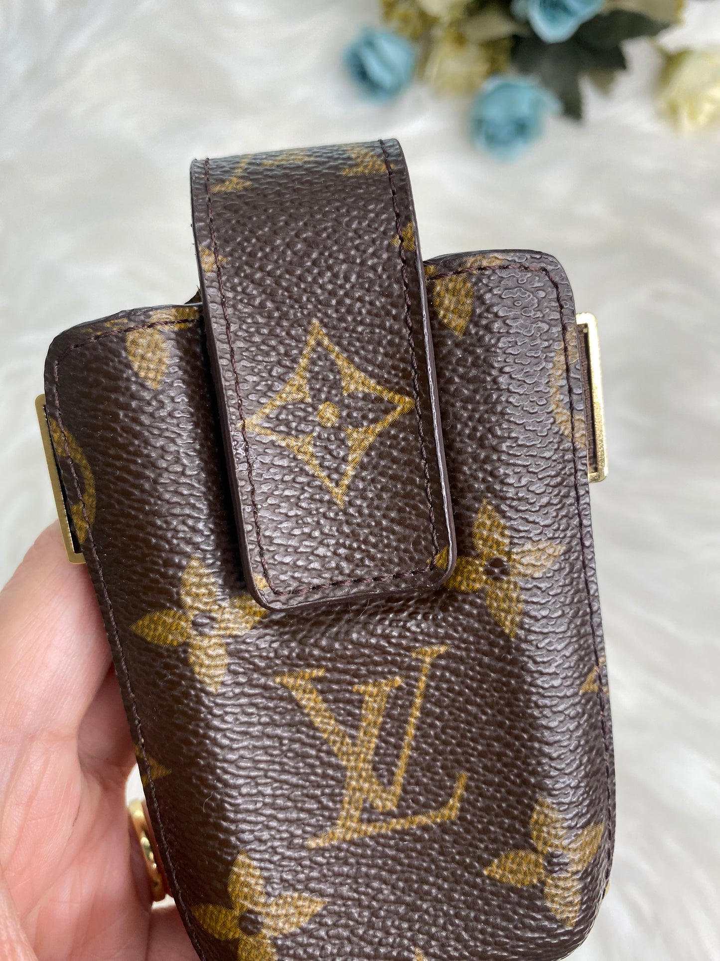 LOUIS VUITTON CARD HOLDER (Rare piece)