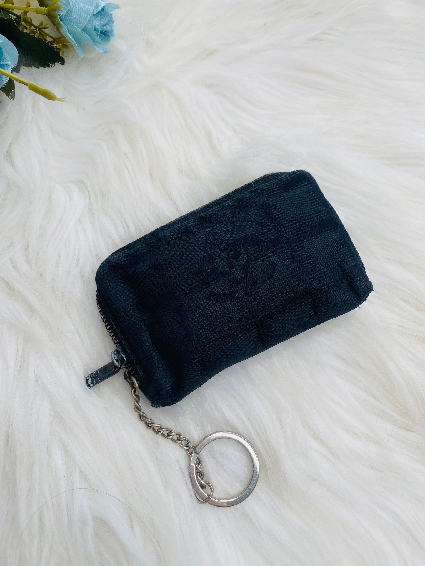 CHANEL POUCH + CARD HOLDER