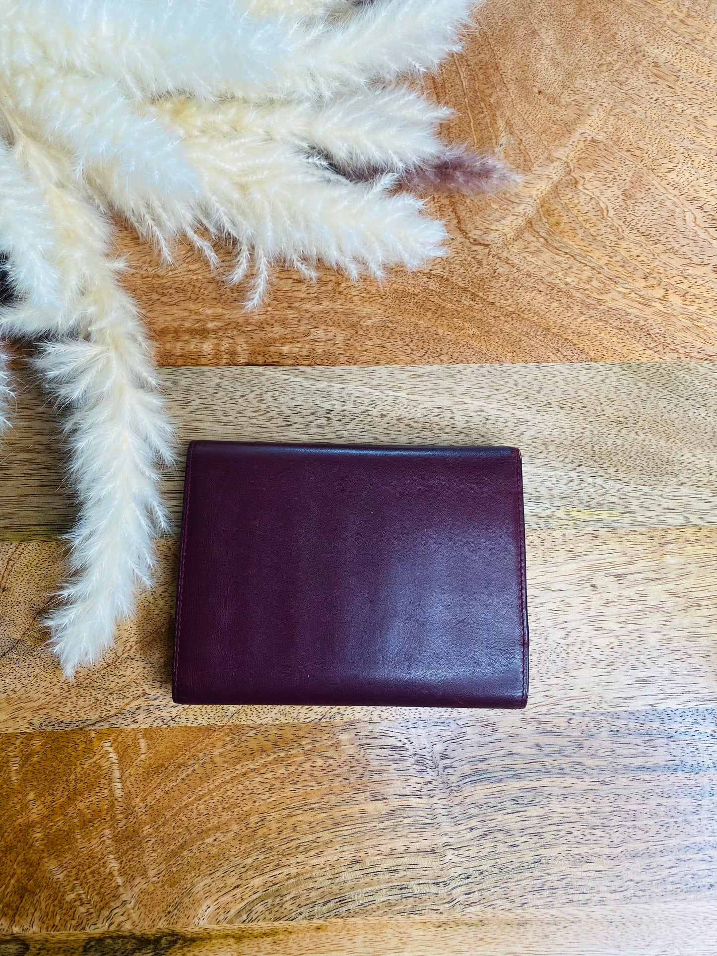 MEDIUM SIZE WALLET