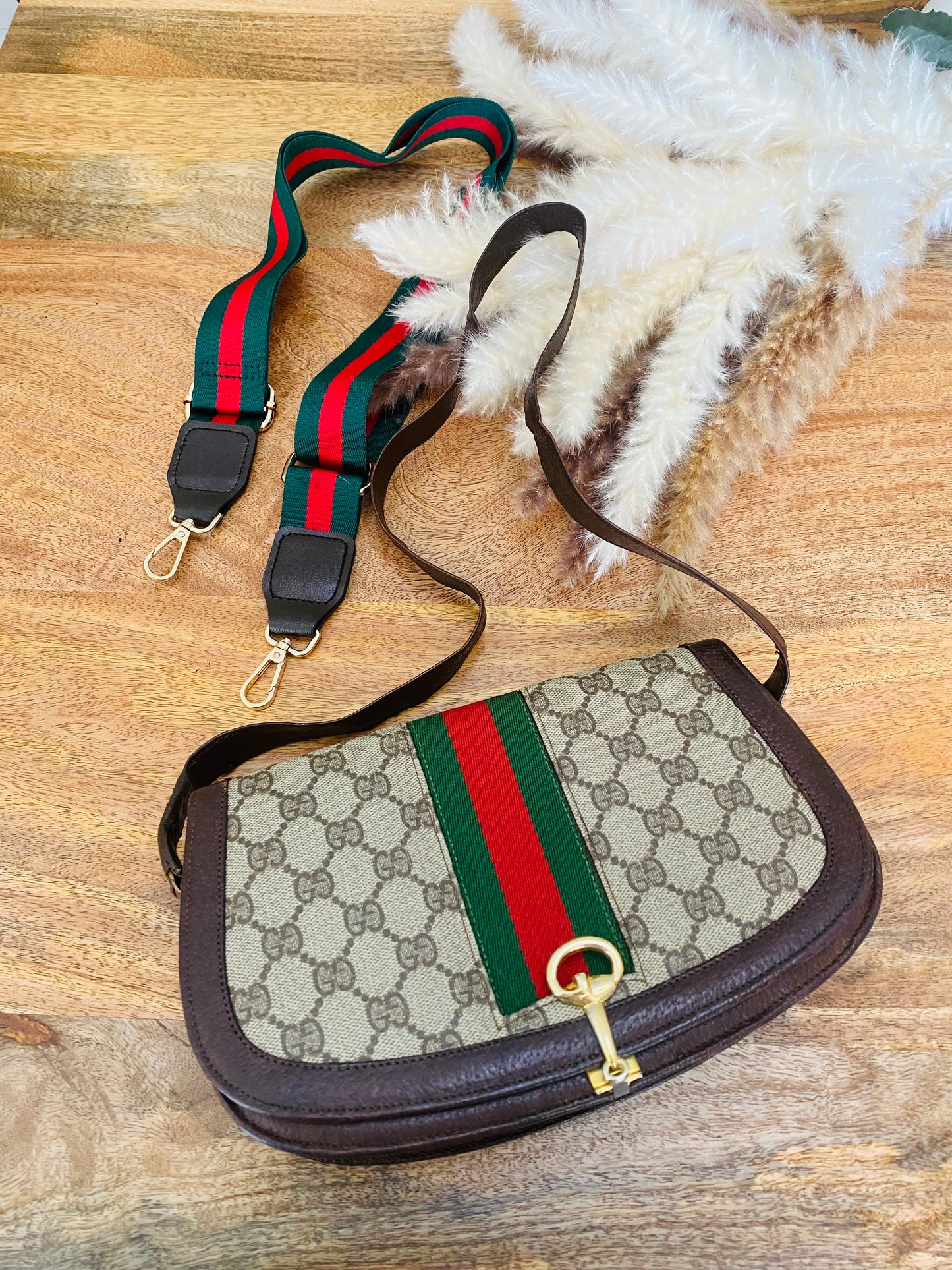 GUCCI SHOULDER BAG (Vintage)