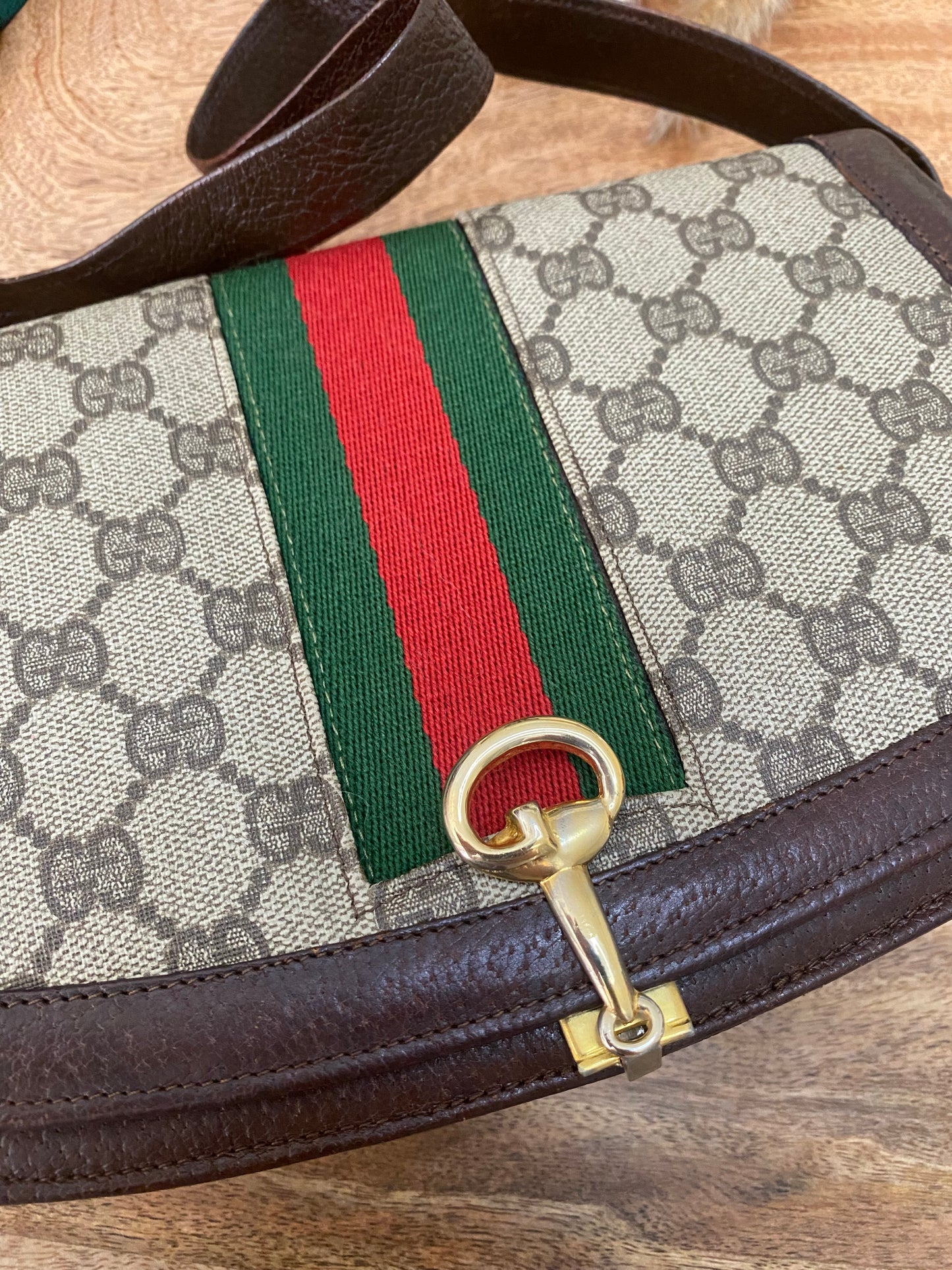 GUCCI SHOULDER BAG (Vintage)