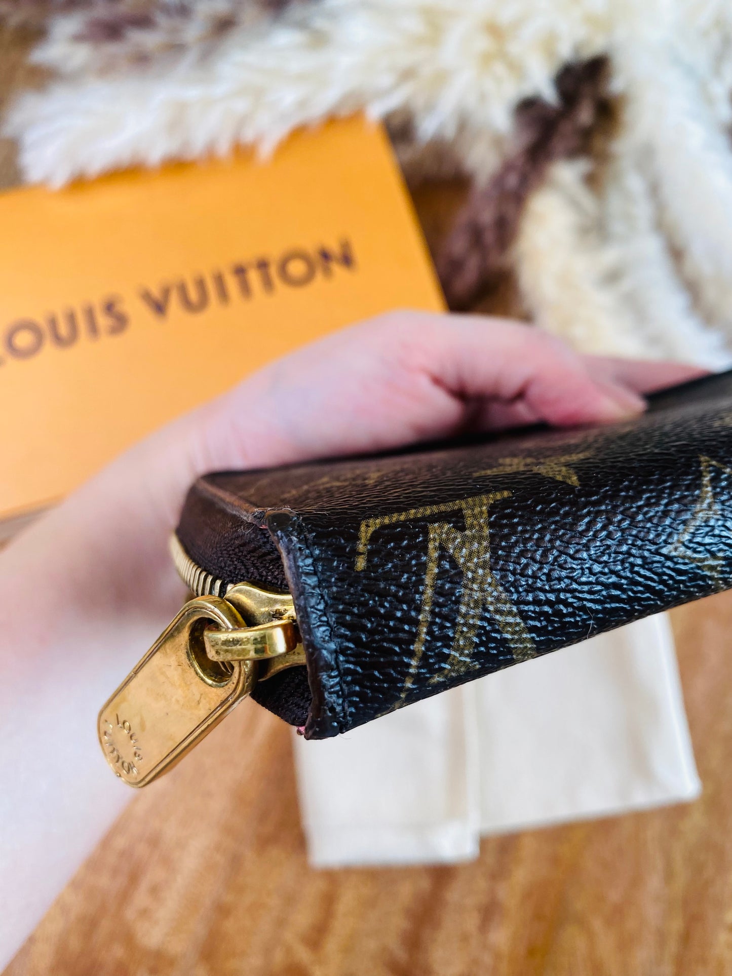 LOUIS VUITTON ZIPPY ILLUSTRE WALLET (Limited)