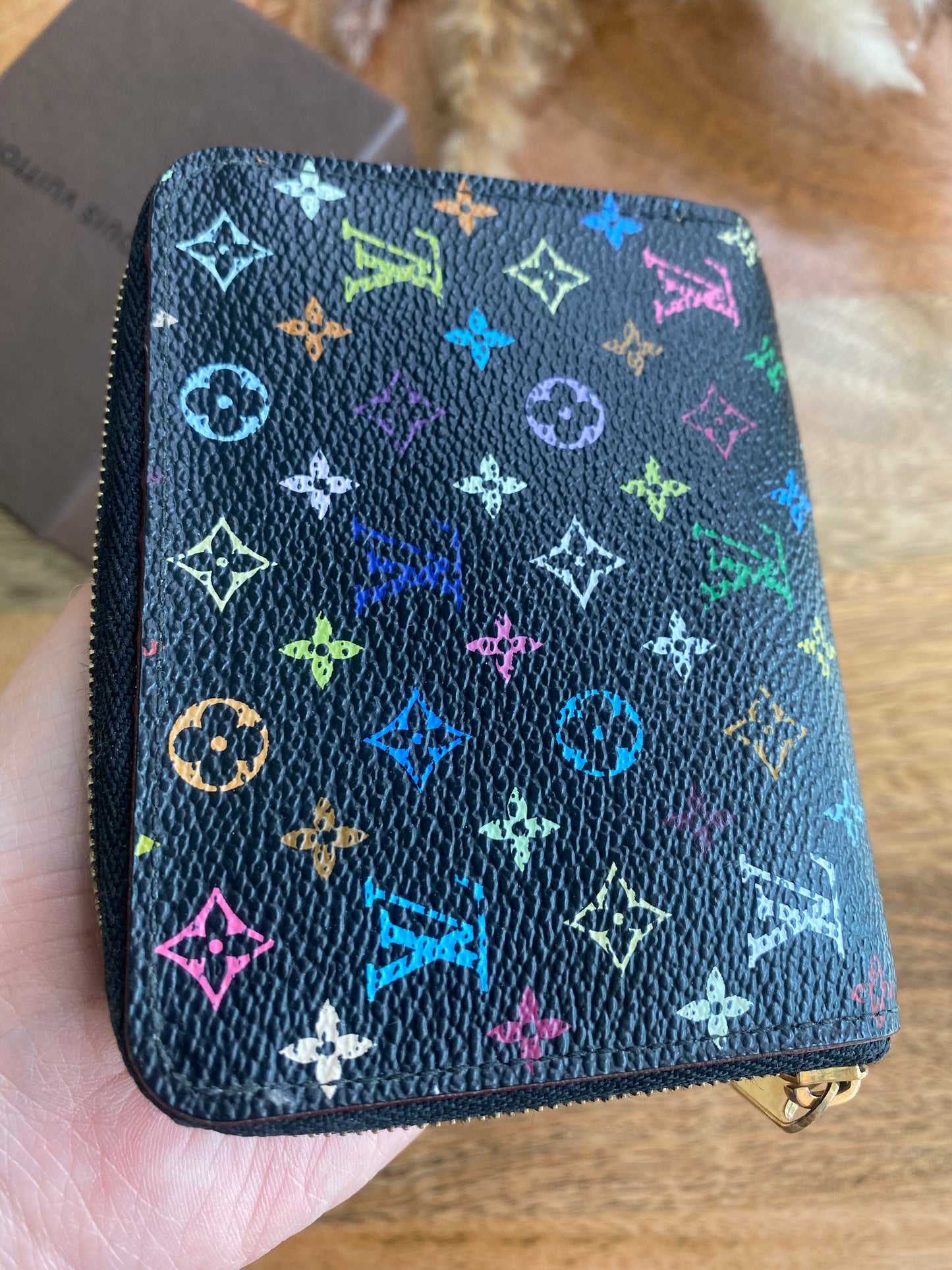 LOUIS VUITTON SHORT ZIPPY WALLET (Multicolor)