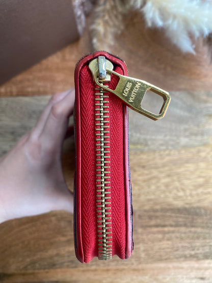 LOUIS VUITTON LONG ZIPPY RETIRO WALLET