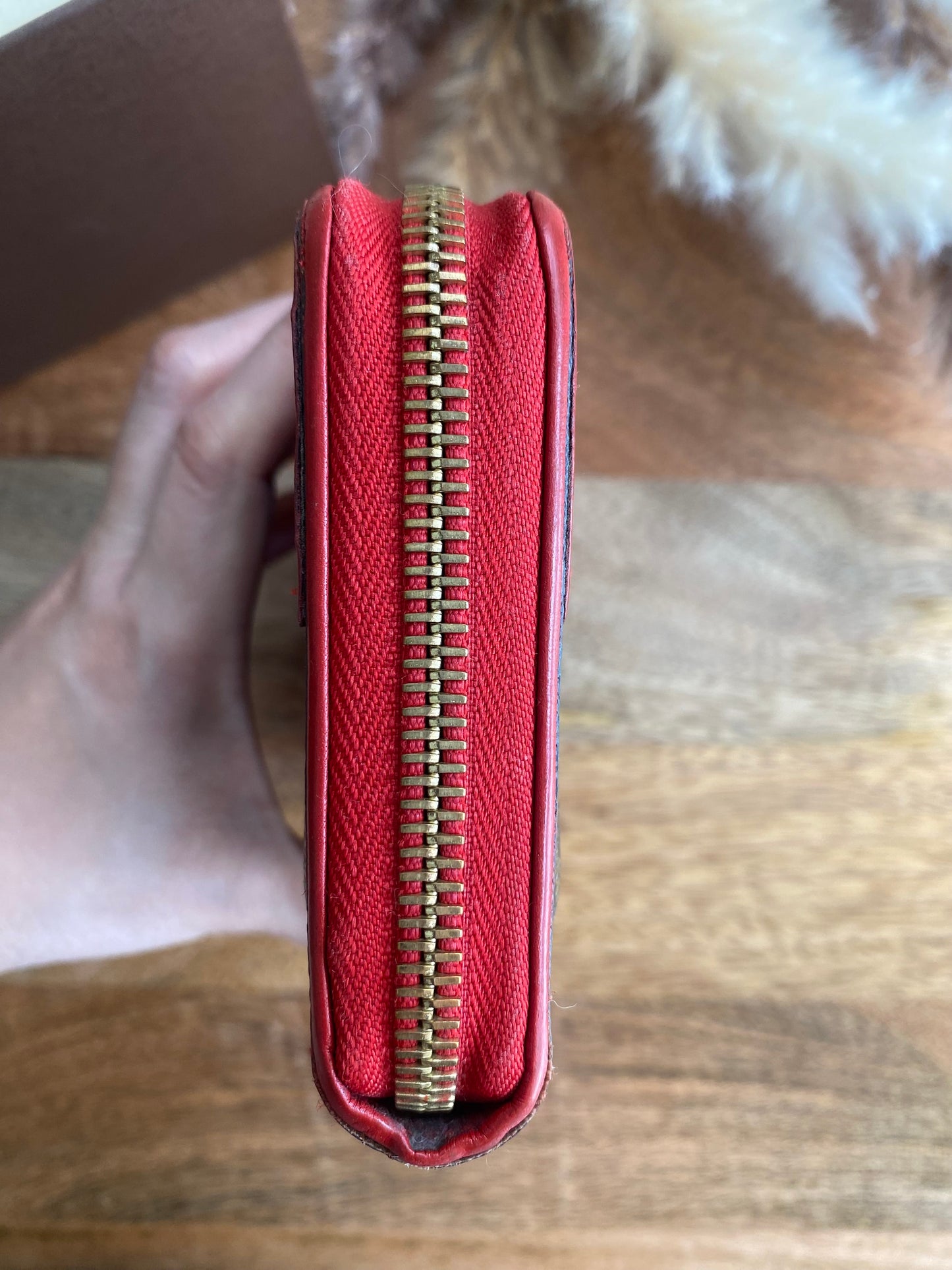 LOUIS VUITTON LONG ZIPPY RETIRO WALLET