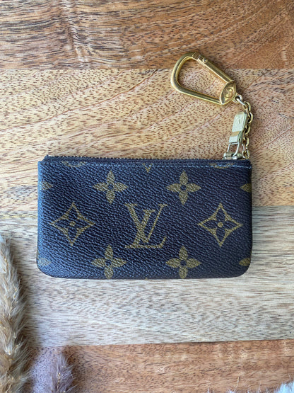 LOUIS VUITTON KEY CLES - 1