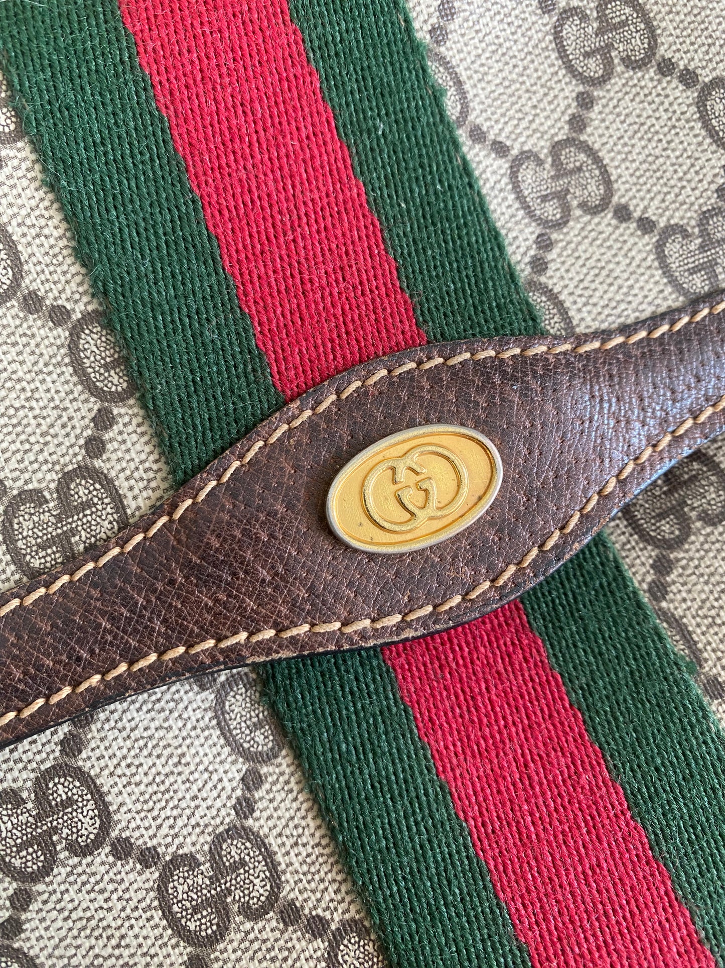 GUCCI POUCH / CLUTCH