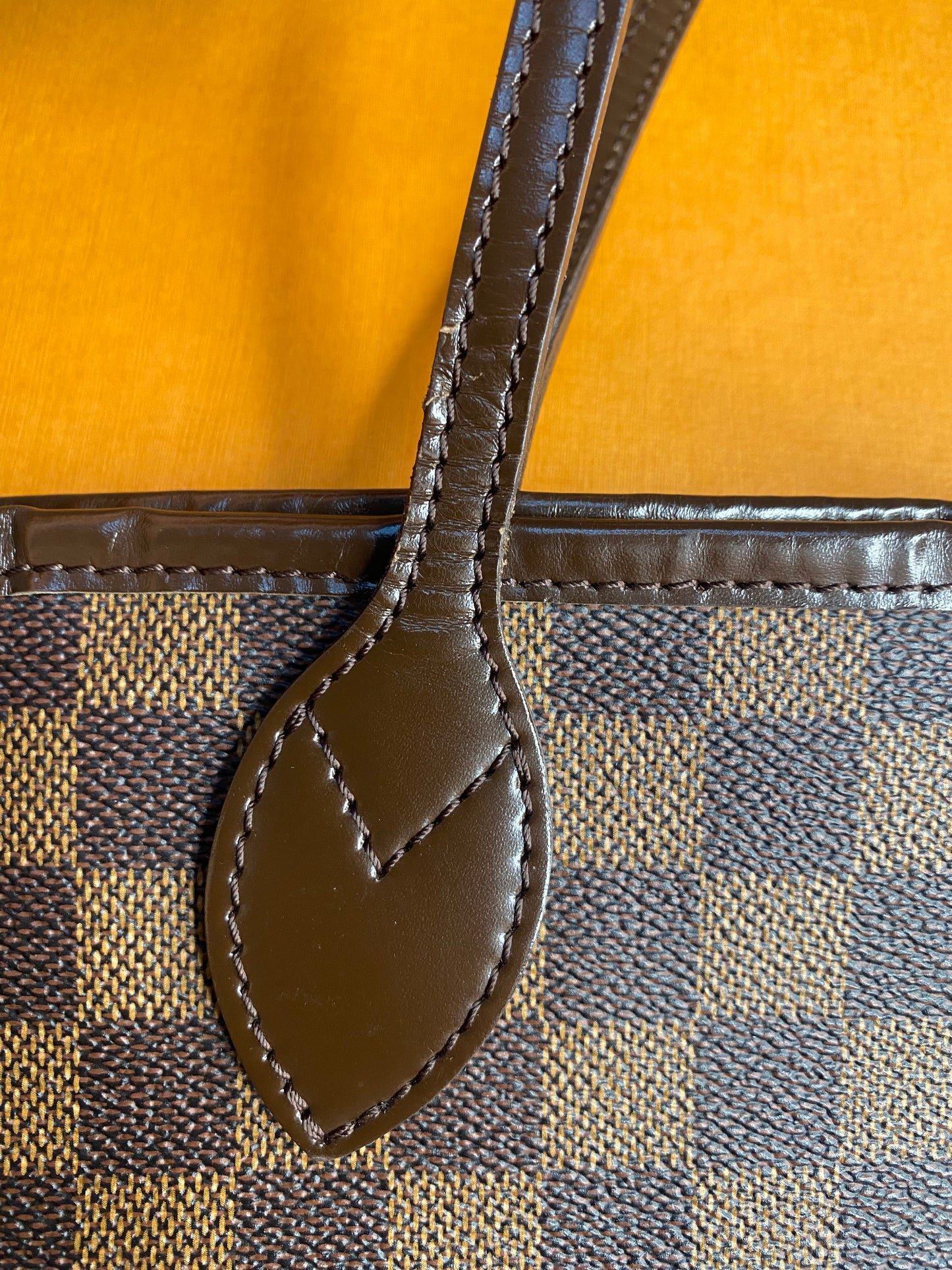 LOUIS VUITTON NEVERFULL PM