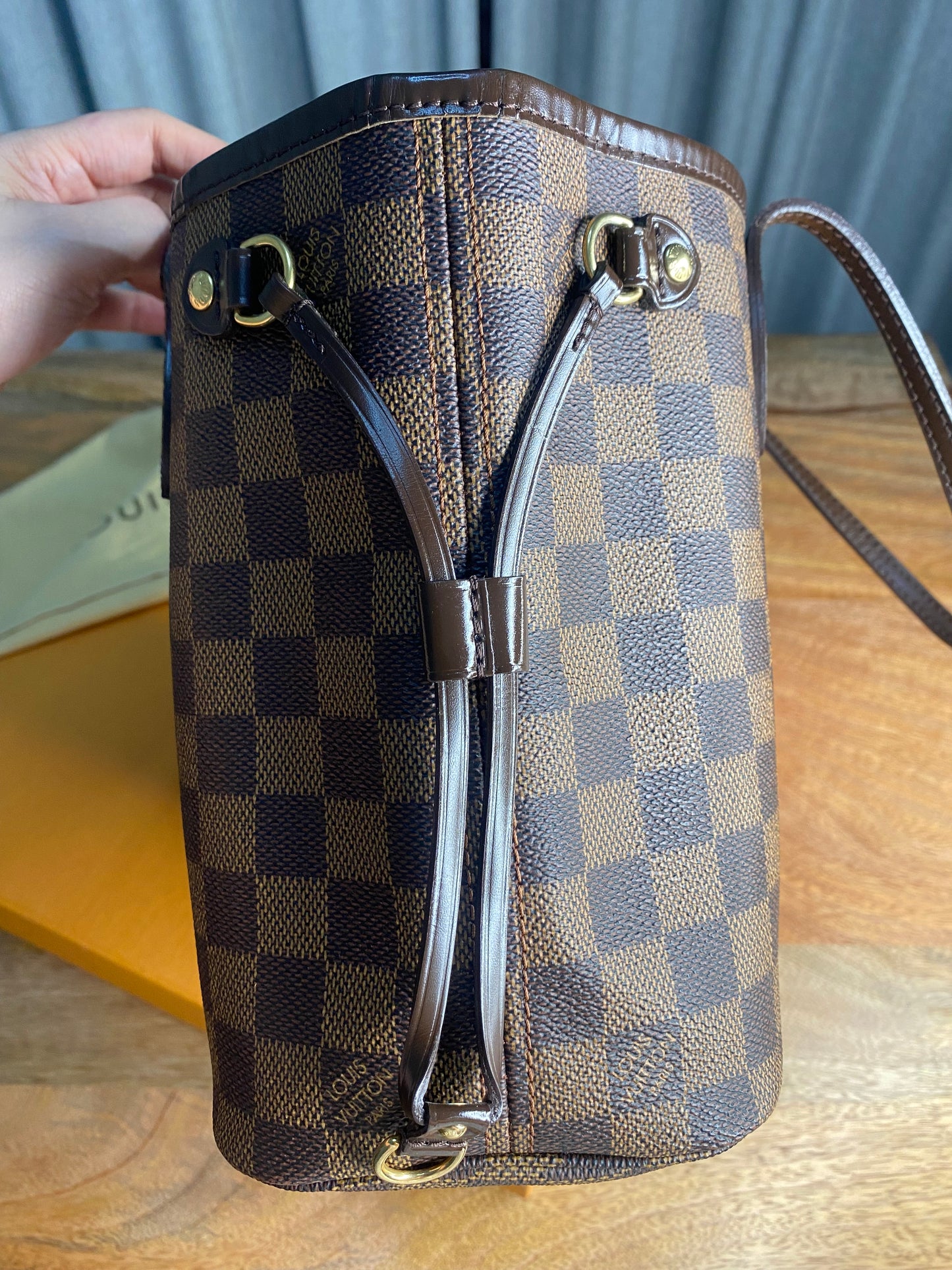 LOUIS VUITTON NEVERFULL PM