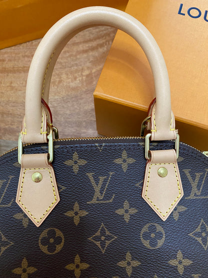 LOUIS VUITTON ALMA BB (Microchip)