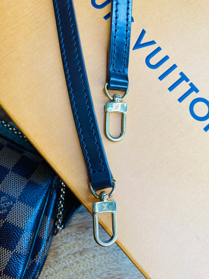 LOUIS VUITTON EVA CLUTCH SLING