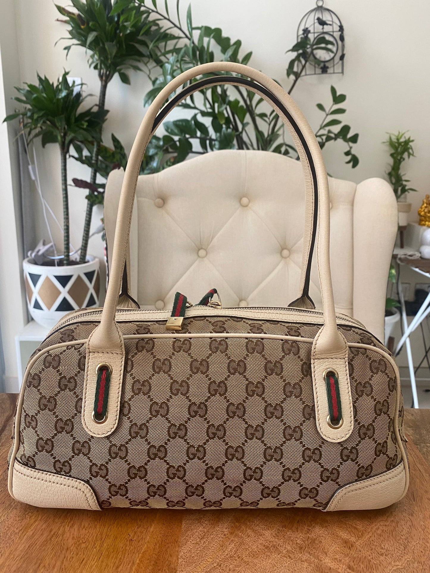 GUCCI SHOULDER BAG