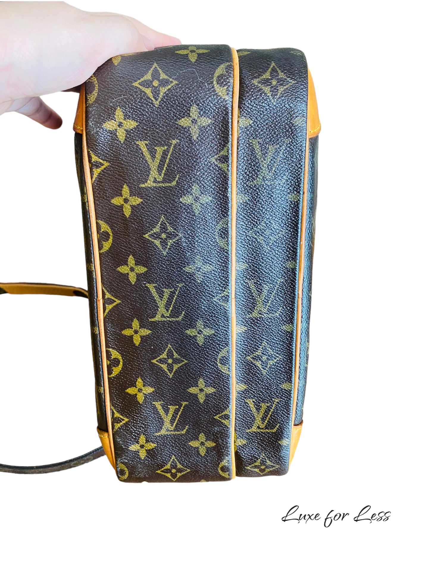 LOUIS VUITTON MESSENGER NILE