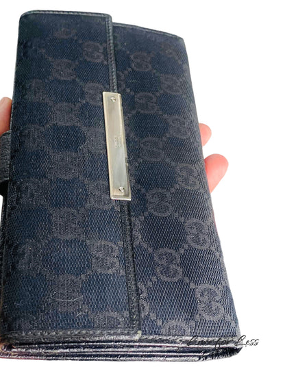 GUCCI SHOULDER BAG + Free LONG WALLET