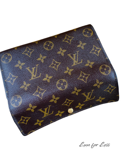 LOUIS VUITTON SARAH WALLET