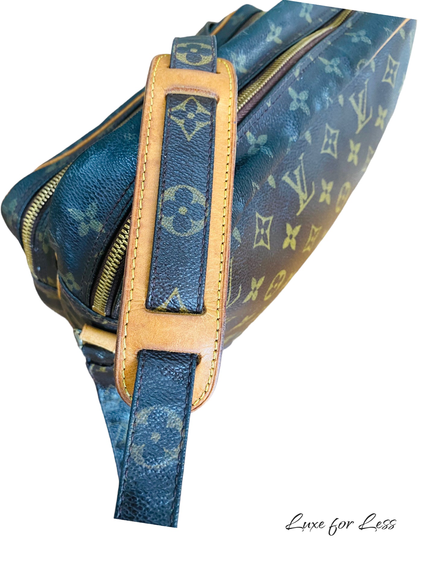 LOUIS VUITTON MESSENGER NILE