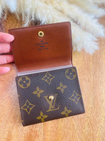 LOUIS VUITTON LV CARD HOLDER